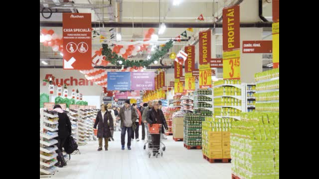 Incercare De Aliniere La Retailul Din Vest Auchan Testează Plata